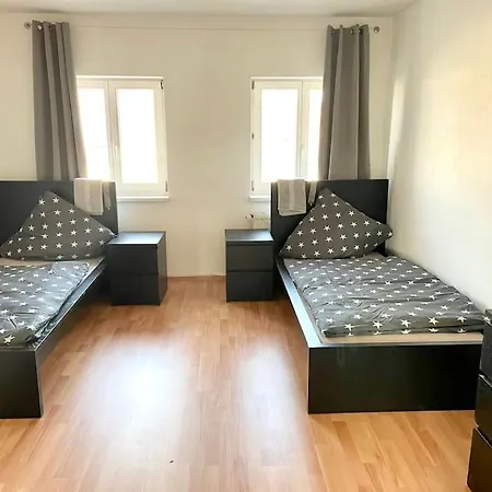 4-bett-monteurwohnung In * מגדבורג