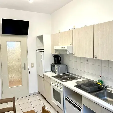 4-bett-monteurwohnung In *